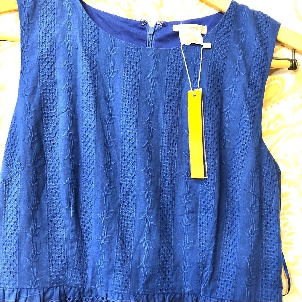 🎯3/$10 NWT Esley Dress Eyelet Lace Embroidery Blue Medium - Picture 4 of 7